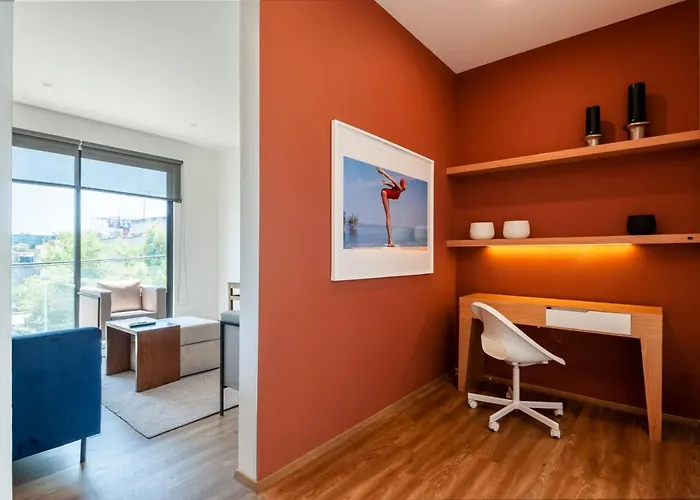 Amazing 3br With Balcony In Roma Norte